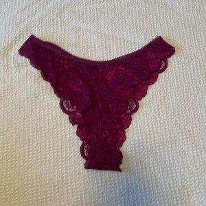 NWOT Vintage Victoria’s Secret Lace panty - gold tag 1990’s​